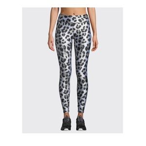 Terez - Snow Leopard Tall Band Leggings Size Sm